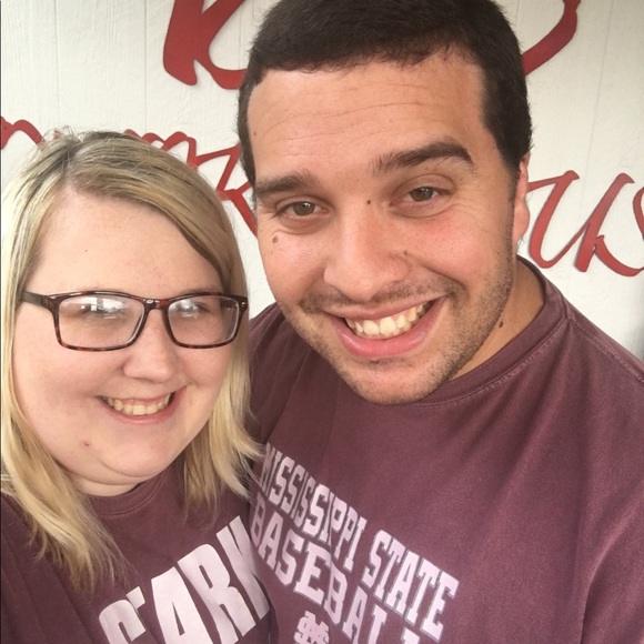 Meet your Posher, Ashlee - Picture 2 of 4